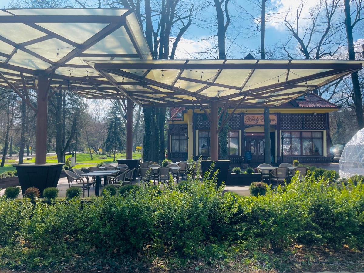 Villa Hotel Debrecen Extérieur photo