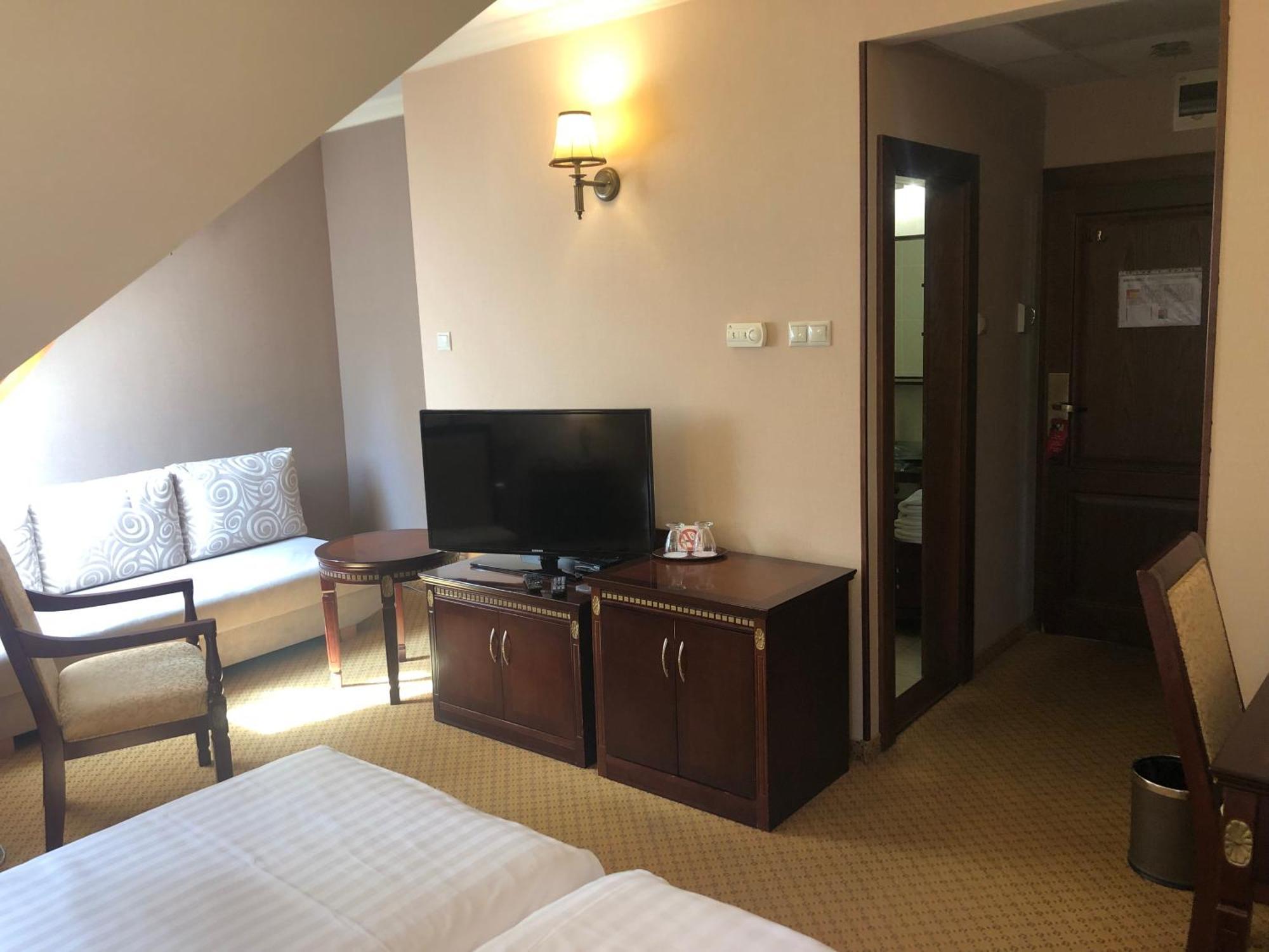 Villa Hotel Debrecen Extérieur photo